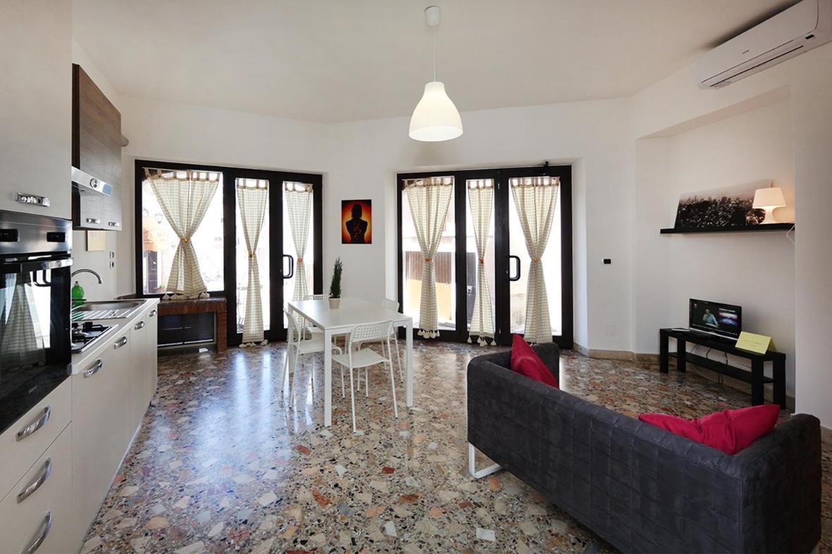 Casa Pirri Apartment Castelmola Luaran gambar