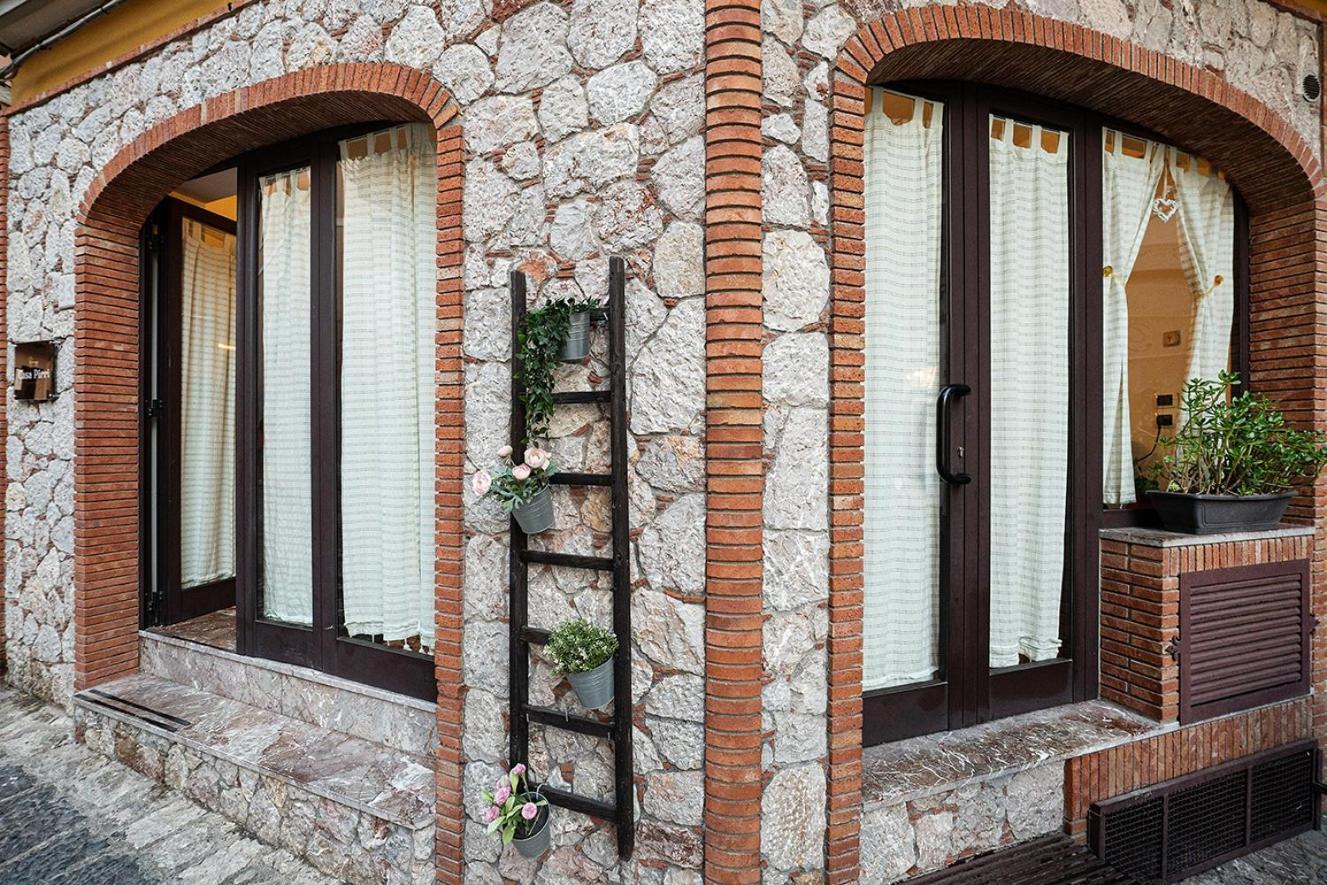 Casa Pirri Apartment Castelmola Luaran gambar